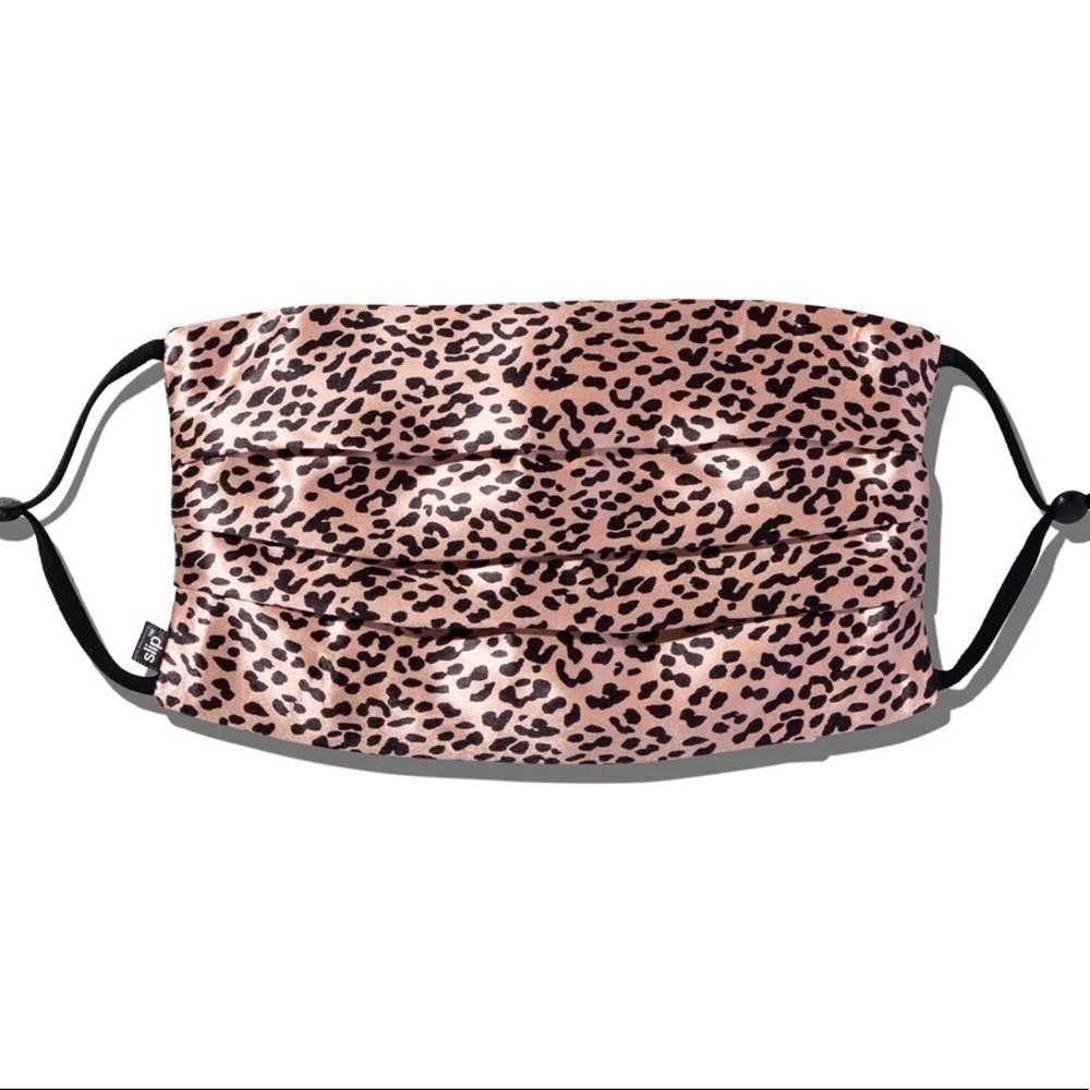 ROSE LEOPARD FACE COVERING
